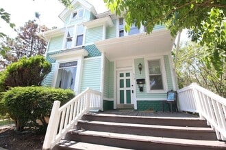 Building Photo - 674 St Charles St