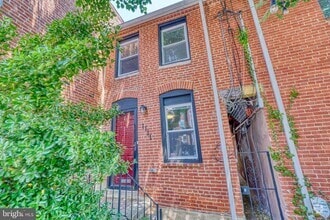 Building Photo - 1111 Riverside Ave