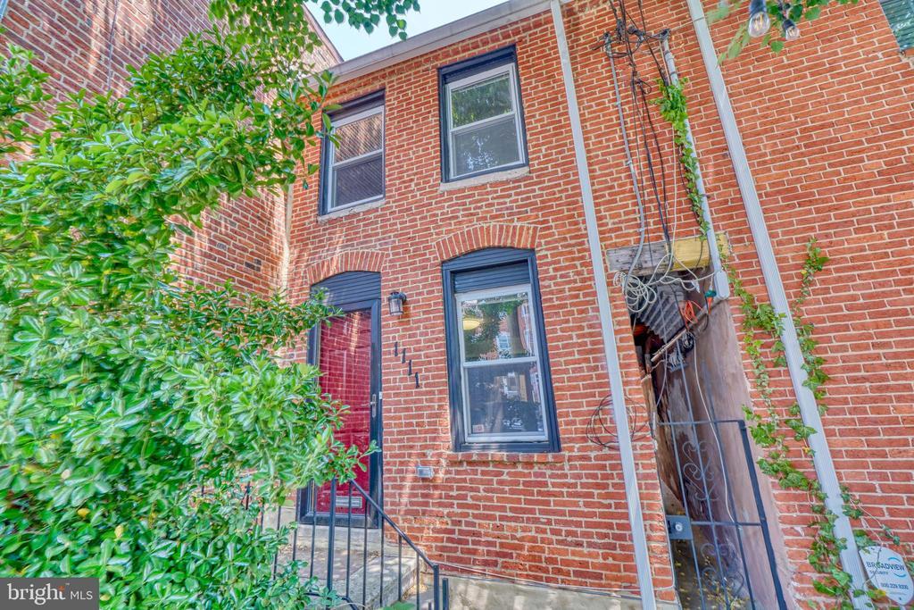 Foto principal - 1111 Riverside Ave