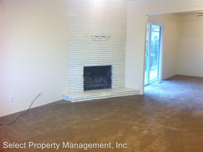 Building Photo - 3120 Cottage Park Ave