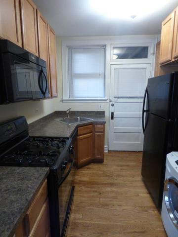 Foto principal - 7444 Adams St