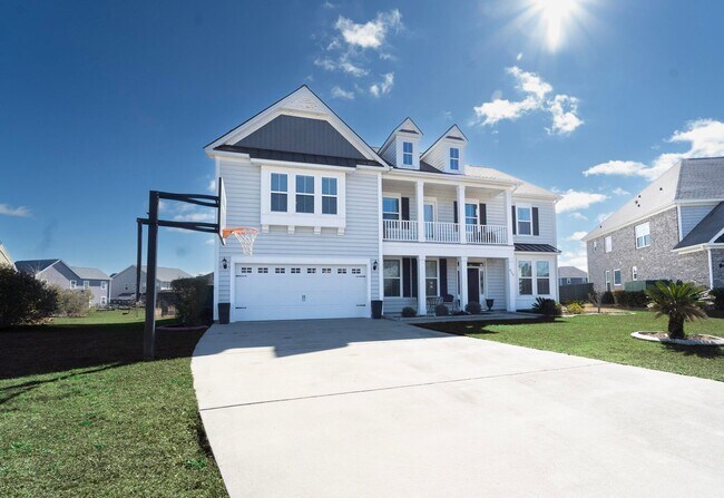 Building Photo - Elegant Richmond Hill Home with Screened Patio & Lagoon Views