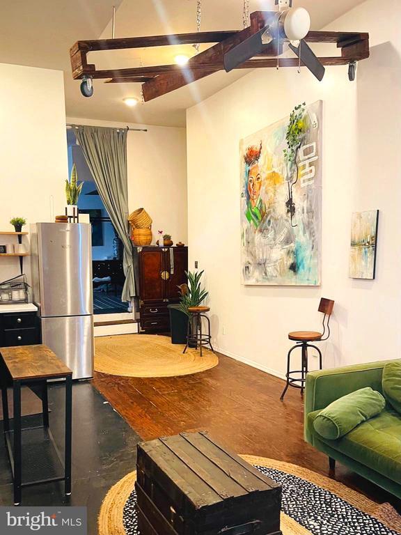 Foto del edificio - 2149 Ridge Ave