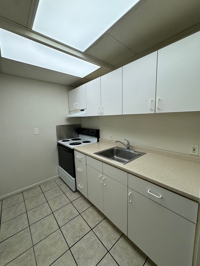 Building Photo - 8361 Schantz Rd