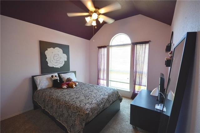 Building Photo - 10910 River Oaks Dr
