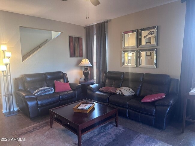 Building Photo - 14016 N Cameo Dr