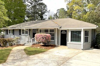 Building Photo - 4378 Chelou Dr