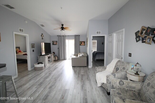 Building Photo - 4056 Meander Pl