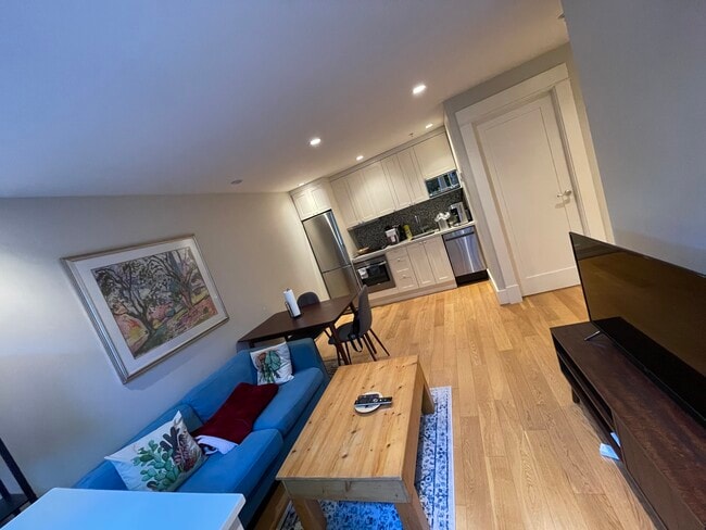 Photo du bâtiment - 3233 3rd Av W