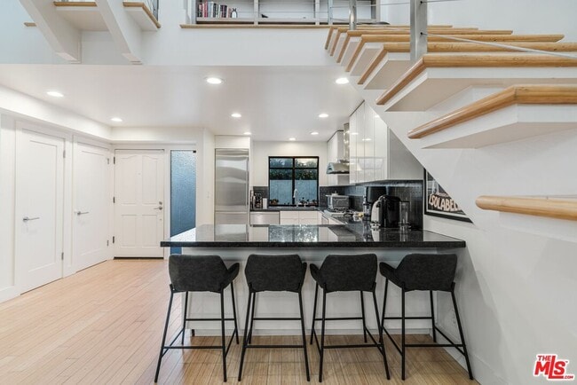 Building Photo - 940 14th St