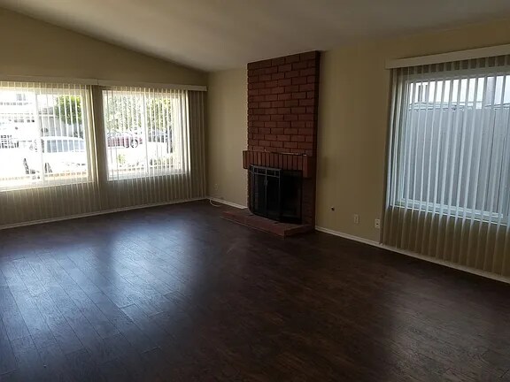 Primary Photo - 31104 Via Madera