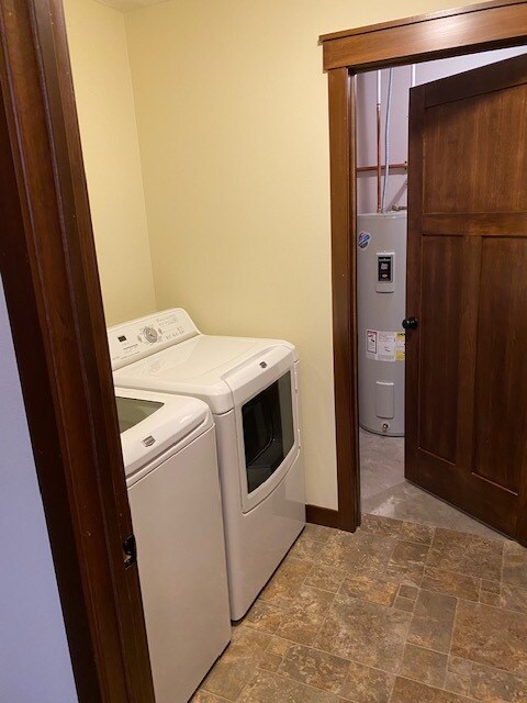 Foto del edificio - 2415 Lake Ct