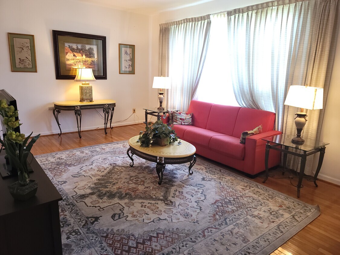 5813 Mentana St, New Carrollton, MD 20784 House for Rent in New Carrollton, MD