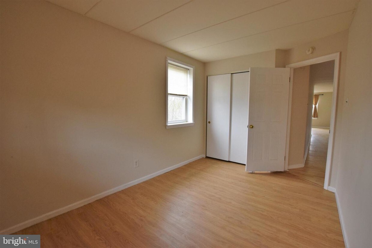 216 E Chester Pike, Ridley Park, PA 19078 Apartment for Rent in