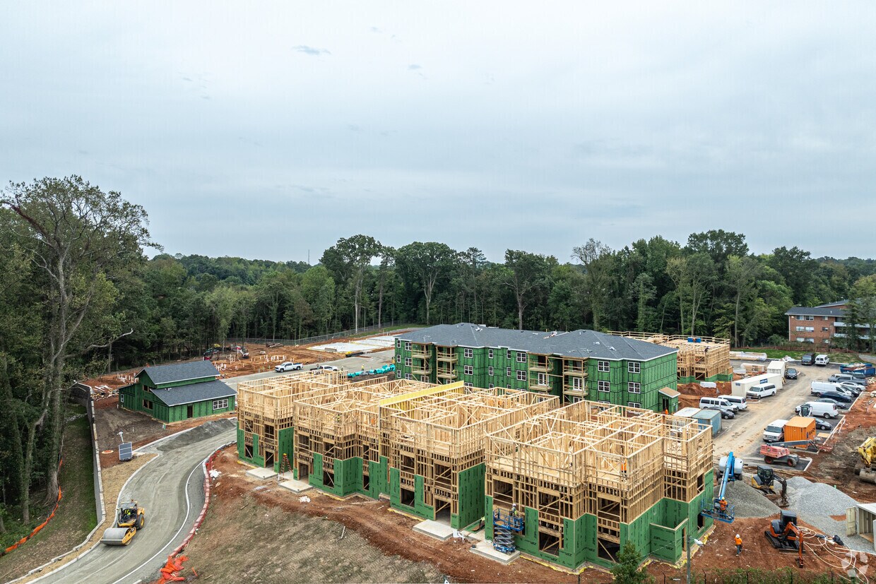 Foto del edificio - 700 W 44th St