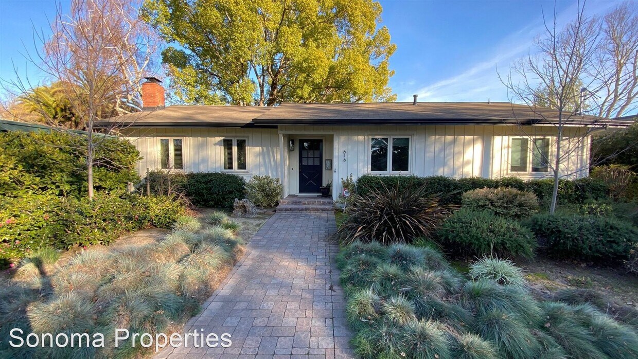 Primary Photo - 3 br, 2 bath House - 616 Austin Avenue