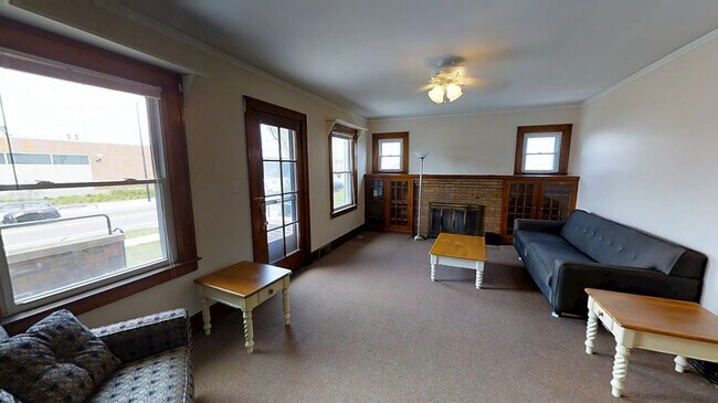 Foto del edificio - 1501 S State St