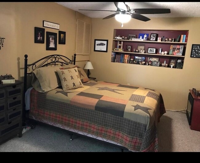 Building Photo - 12 Cherry Cir