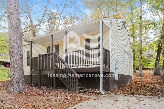 Foto del edificio - 1049 Northwood Dr