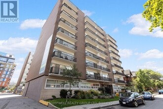 Building Photo - 420-420 Gilmour St