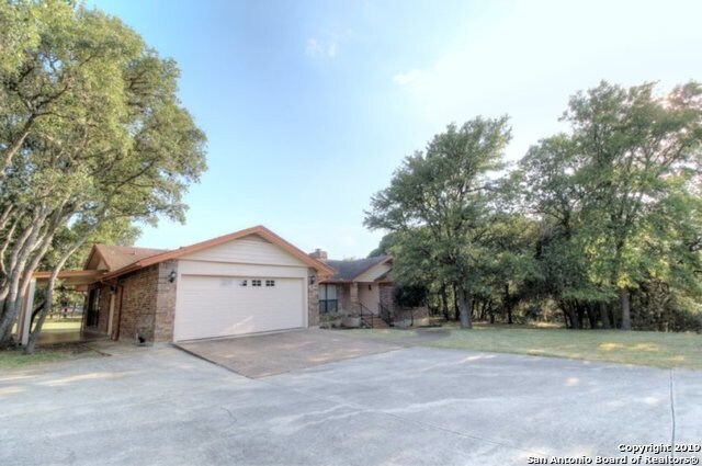Building Photo - 8430 Dietz Elkhorn Rd