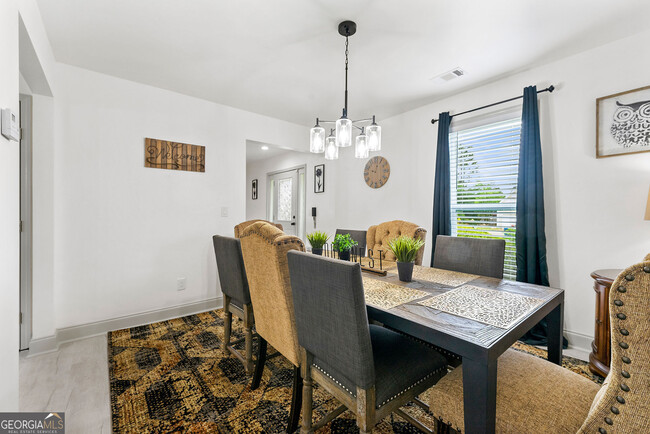 Foto del edificio - 630 Windsor Brook Ln SE
