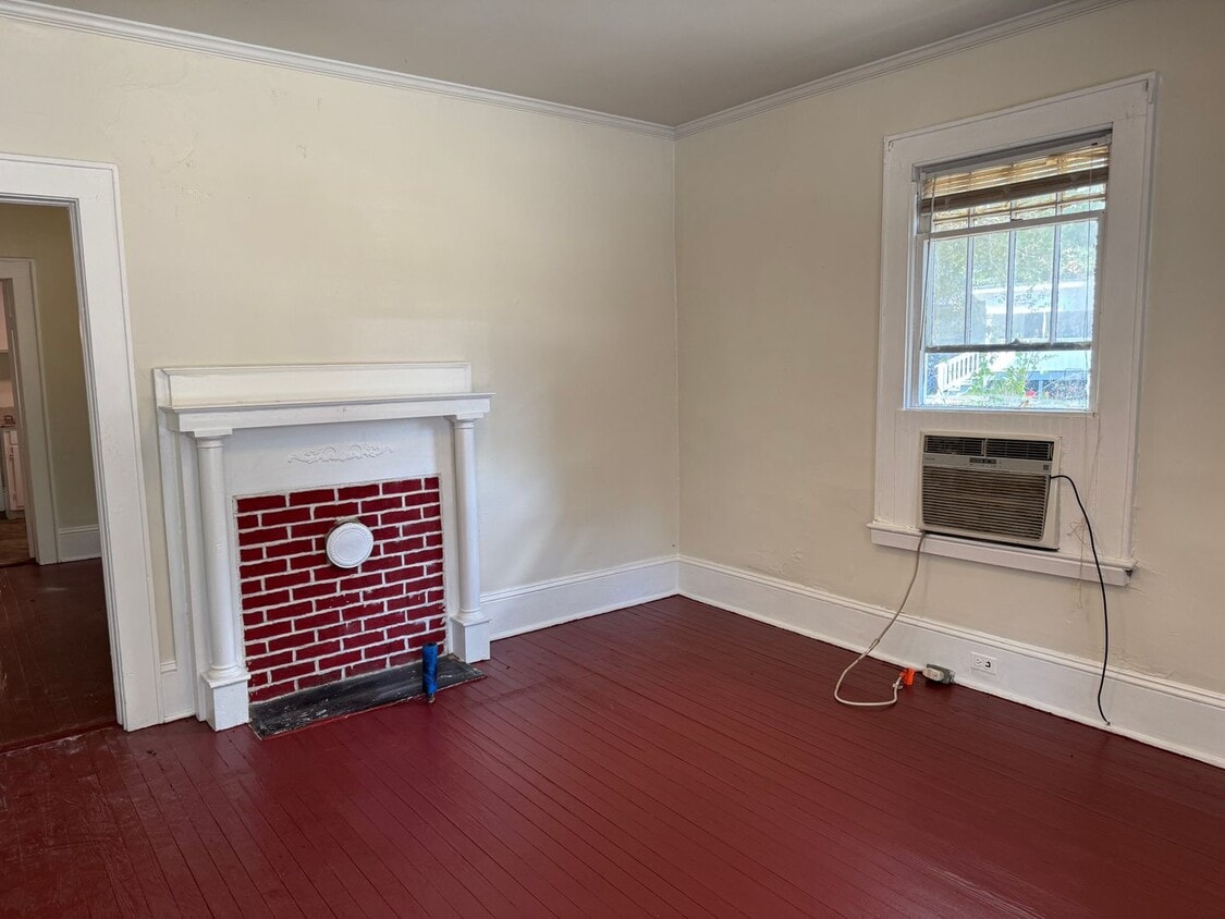 Foto principal - 706 Nashville Rd