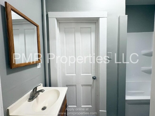 Foto del edificio - 2 Bedroom/ 1 Bathroom House
