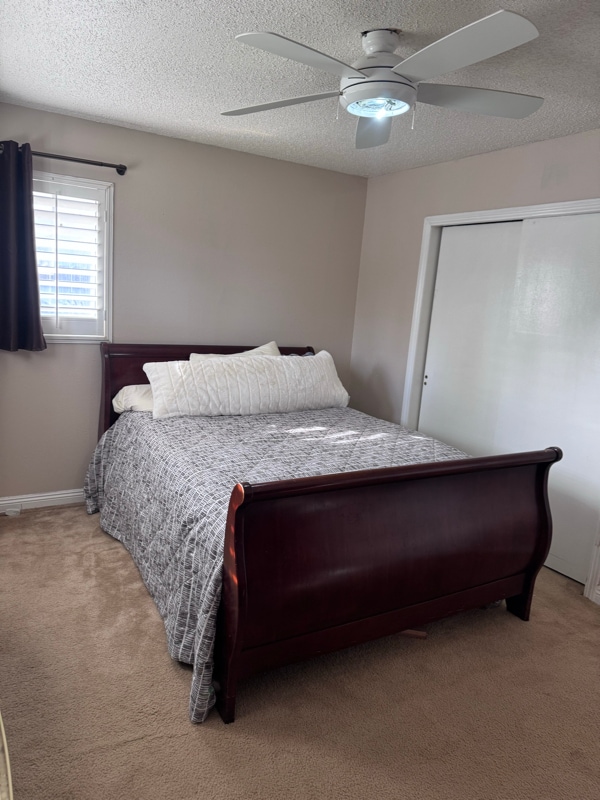 Foto del edificio - 4859 Stuart Dr