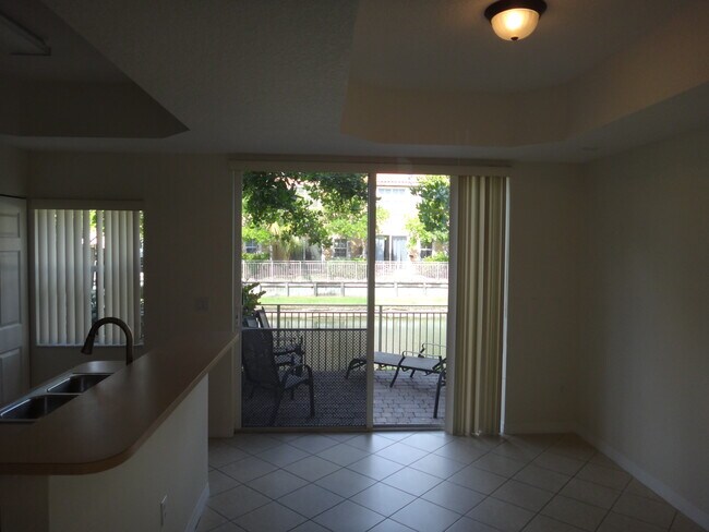 Building Photo - 4929 N Harbor Isles Dr