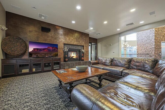 Foto del edificio - 5450 E Deer Valley Dr