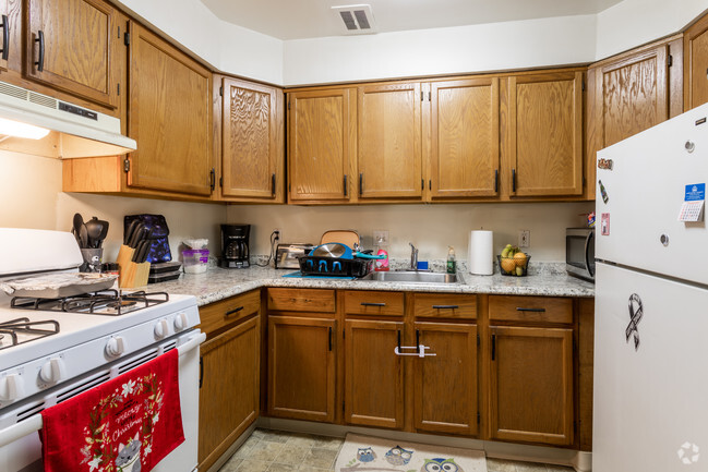 Kitchen - Ridley Station Apartments