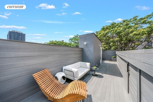 Foto del edificio - 158 W 136th St