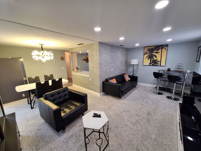 Building Photo - Second Floor Annual rental available now in the 55+ condominium community of Cedar Woods.