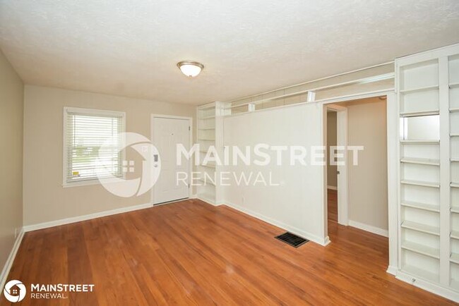 Building Photo - 4530 Farrington Ave, Indianapolis, IN 46201