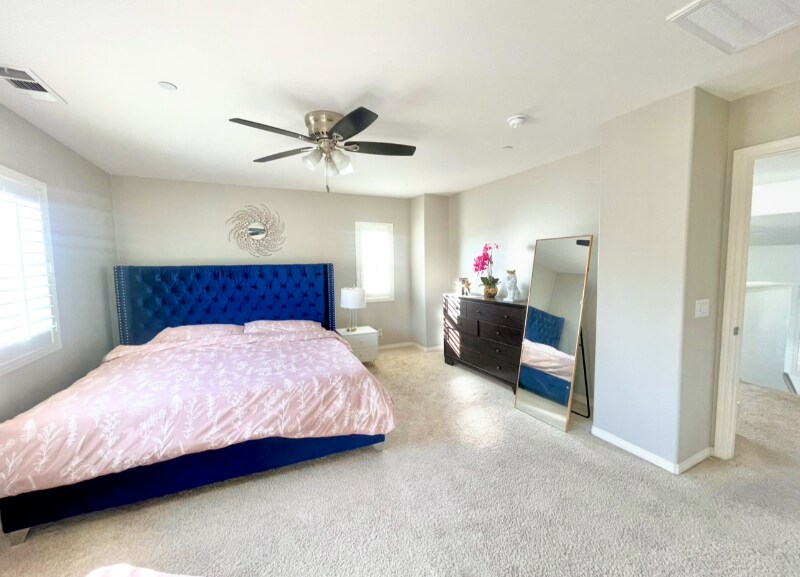 Foto principal - 5615 Garibaldi Way