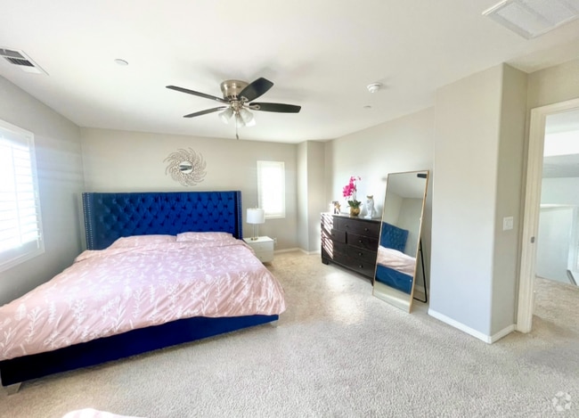 Building Photo - 5615 Garibaldi Way