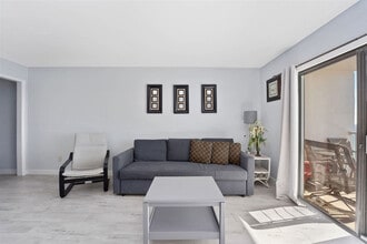 Building Photo - 8743 Thomas Dr