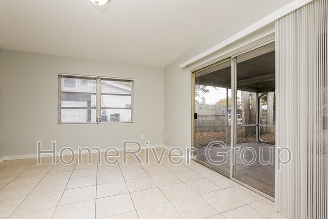 Foto del edificio - 709 Piedmont Dr SE