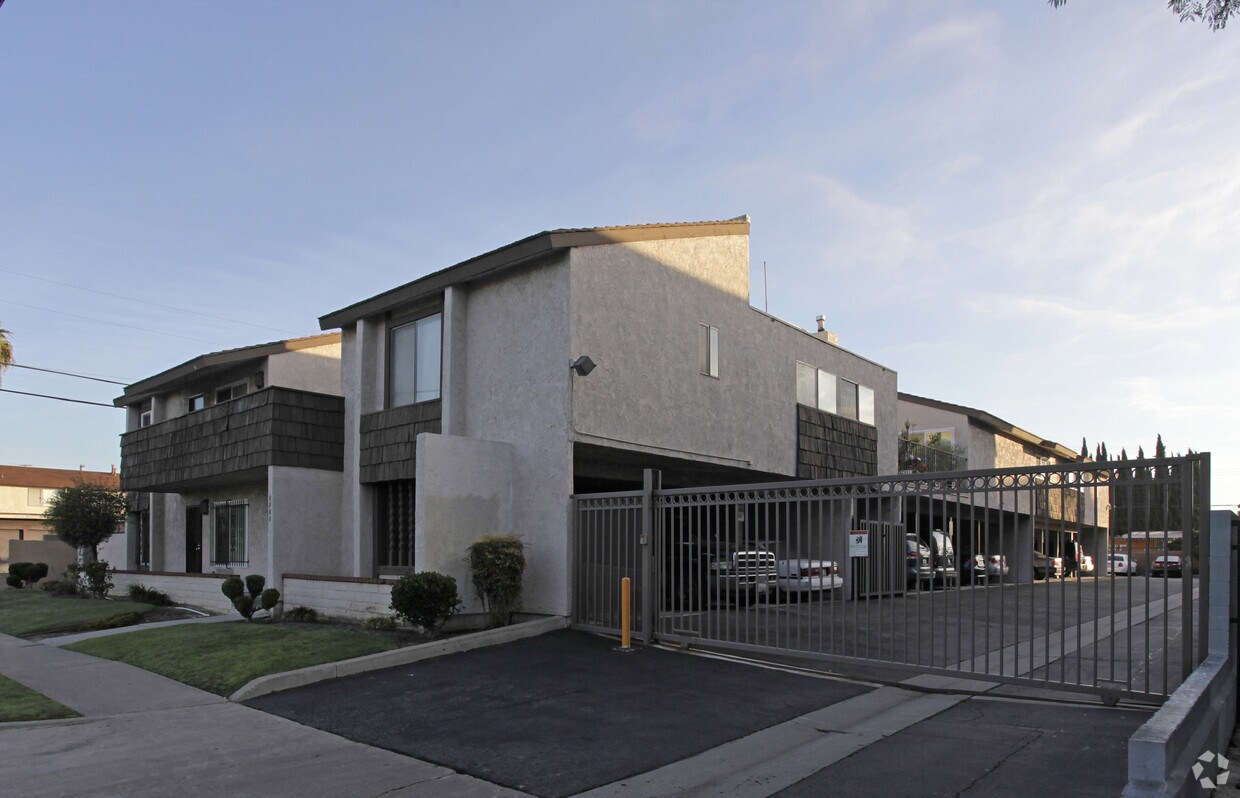 Foto del edificio - Indiana Apartments