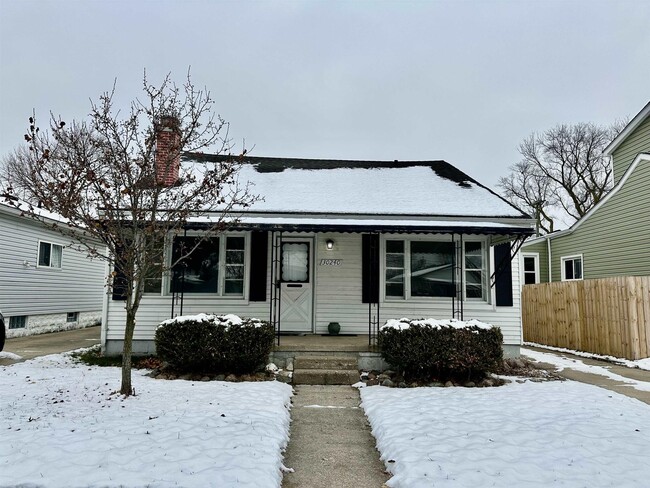 Building Photo - 30240 Groveland St