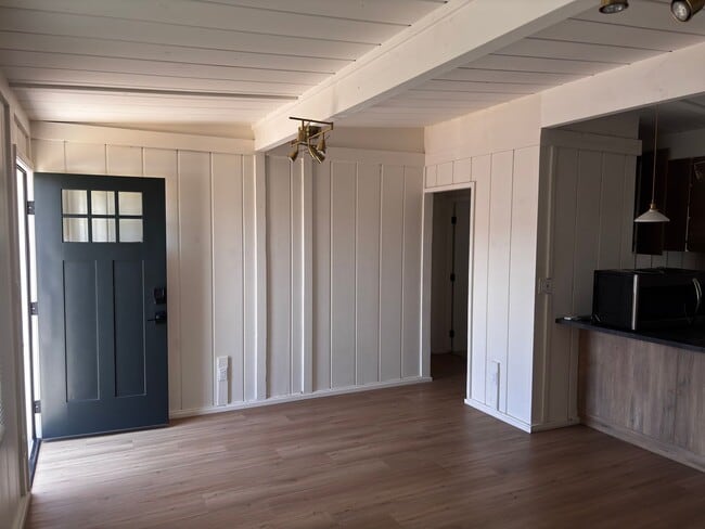Foto del edificio - Beautiful 2 bedrooms duplex in Imperial Beach