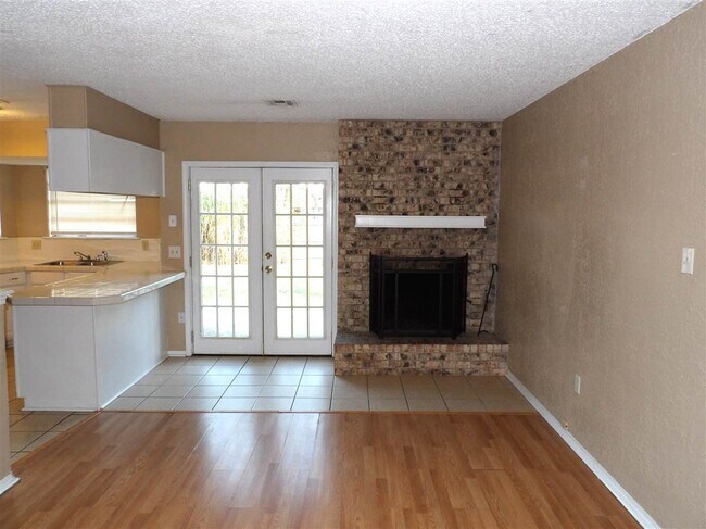 Foto del edificio - 6407 SW Brookline Ave