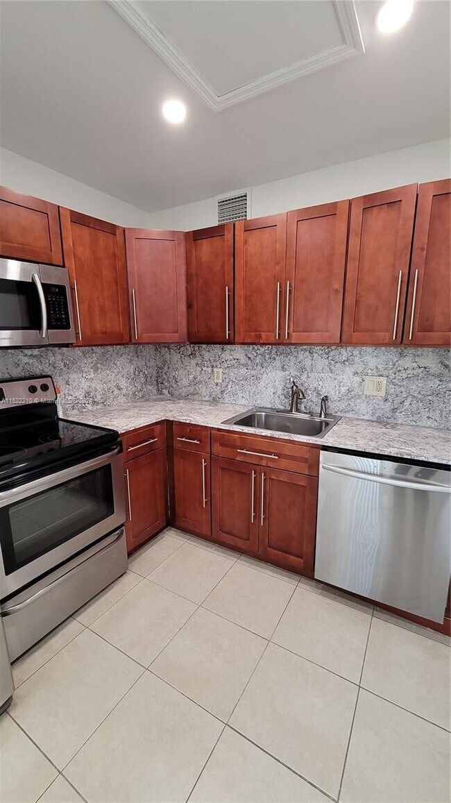 Foto del edificio - 13450 SW 3rd St