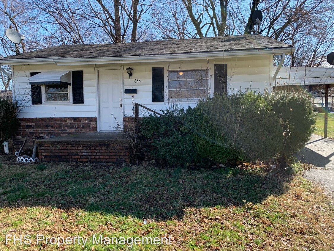Primary Photo - 3 br, 1 bath House - 638 N Phelps