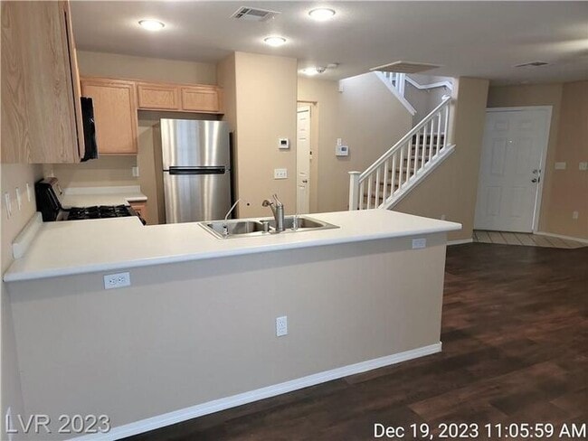 Building Photo - COMING SOON - Ready no later than the end of February!