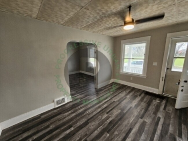 Foto del edificio - 444 E 156th St