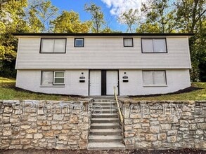 Building Photo - 1335 N 47th St