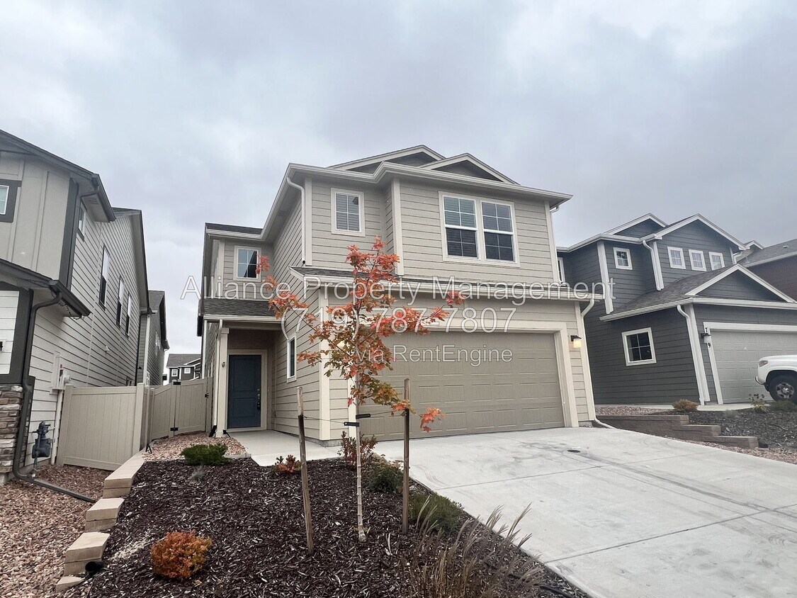 Photo - 7851 Lathrop View
