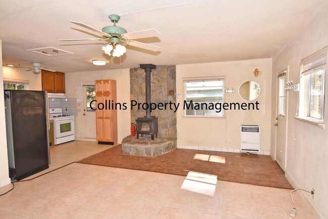 Building Photo - 11520 Lower Colfax Rd